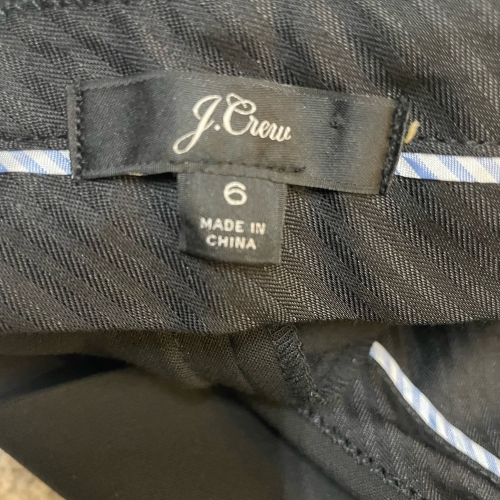 J. Crew Black Trousers. Mid Rise. Size 6. Wide Leg 26.5 inseam. Worn once